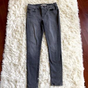 Grey Levi’s Mid-rise skinny Jeans